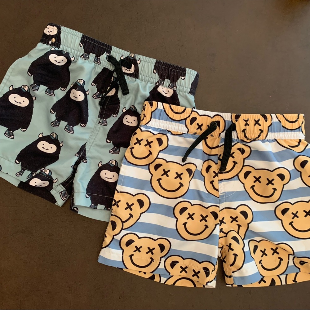 HuxBaby swim trunks size 3